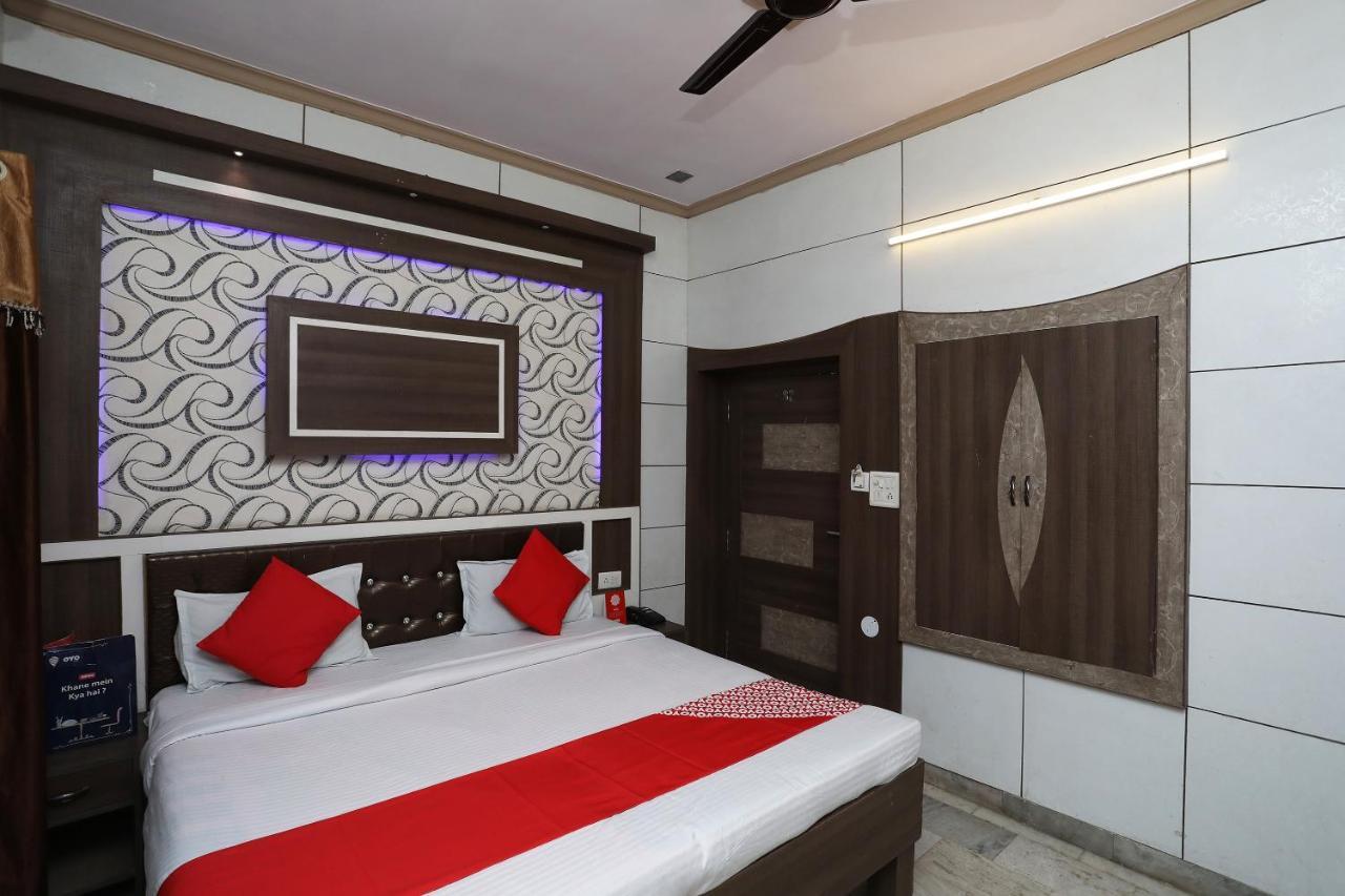Oyo 29411 Hotel Vanshika Agra  Exterior photo