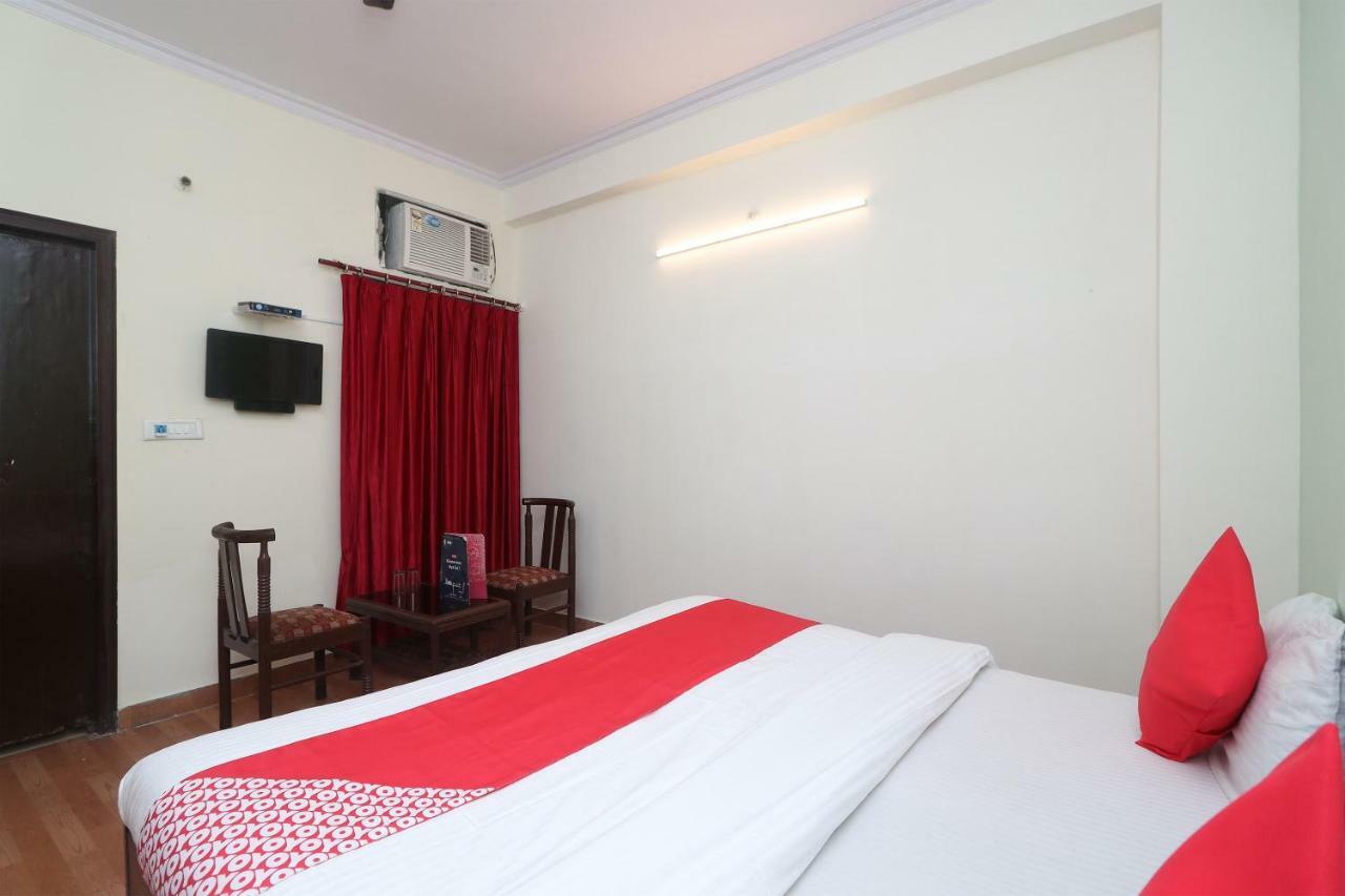 Oyo 29411 Hotel Vanshika Agra  Exterior photo